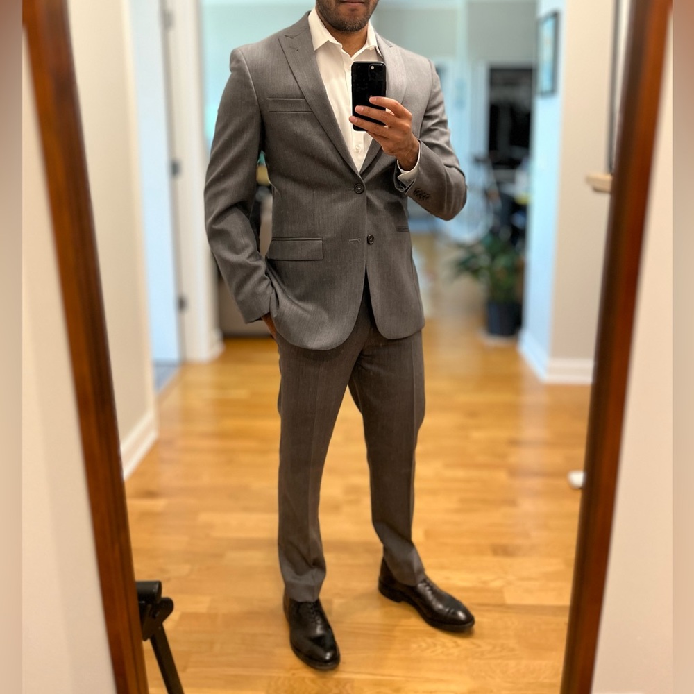Egara Gray Athletic Style Two-Piece Suit